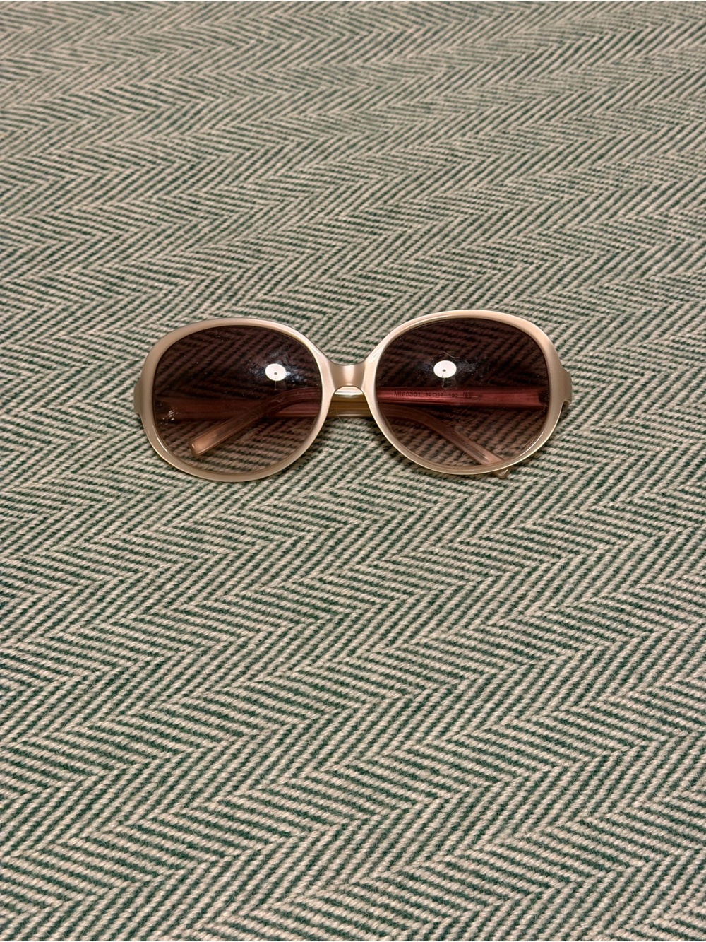 Missoni Beige Frame Sunglasses with Gradient Brown Lenses